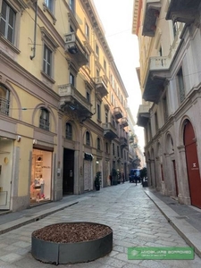 Magazzino in vendita a Milano via della Spiga, 52