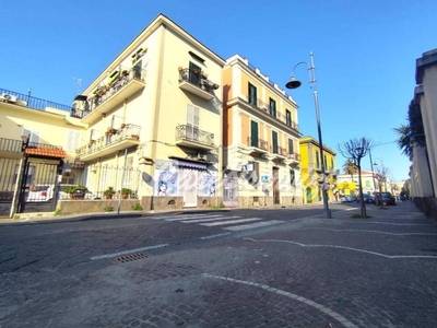 Magazzino in vendita a San Giorgio a Cremano via Rodolfo Stanziale, 9