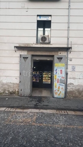 Negozio in vendita a Cava de' Tirreni piazza Eugenio Abbro, 13