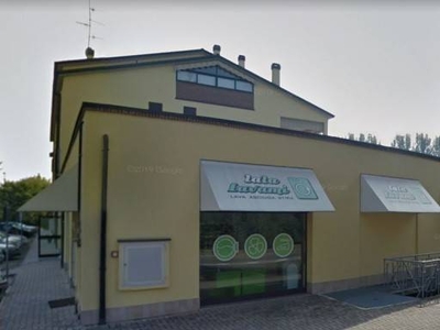 Negozio in vendita a Correggio via Fratelli Cervi, 2e / 2f