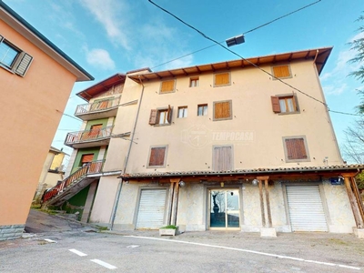 Negozio in vendita a Gaggio Montano via Piave, Pietracolora
