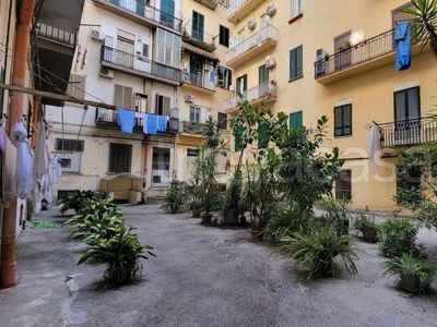 Ufficio in in vendita da privato a Napoli via Brindisi, 13