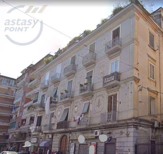 Ufficio in vendita a Napoli via Cumana, 19