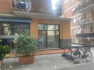 Ufficio in vendita a Parma via Ruggero da Parma, 17