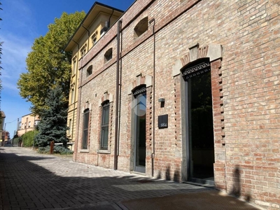 Ufficio in vendita a Parma via Trento, 41