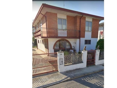 Villa in vendita a Migliaro, Vicolo del Porto 17