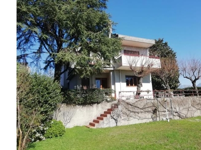 Villa in vendita a San Cipriano Picentino, Frazione Campigliano