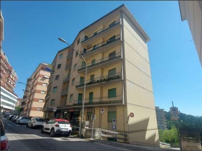 Appartamento in VIA FIRENZE 41, Frosinone, 5 locali, 80 m² in vendita