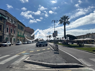 Appartamento arredato in affitto, Viareggio centro mare