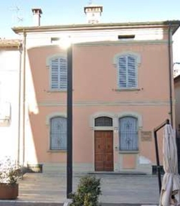 Appartamento in Piazza Fanti, Castel Bolognese, 13 locali, 286 m²