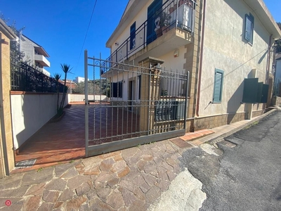 Appartamento in Vendita in Strada Comunale Per San Giovannello a Messina