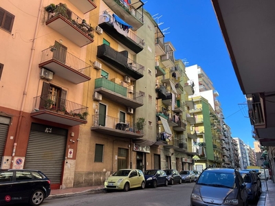 Appartamento in Vendita in Via Generale Giuseppe Messina 108 a Taranto