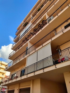 Appartamento in Vendita in Via Sbarre Inferiori 439 a Reggio Calabria