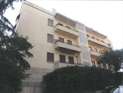 Appartamento in Via Amalfi 6, Genova, 6 locali, 2 bagni, 112 m²