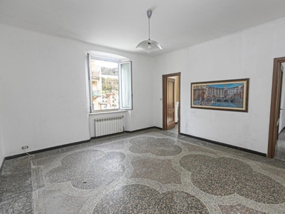 Appartamento in Via Campo di Tiro 2, Genova, 7 locali, 1 bagno, 103 m²