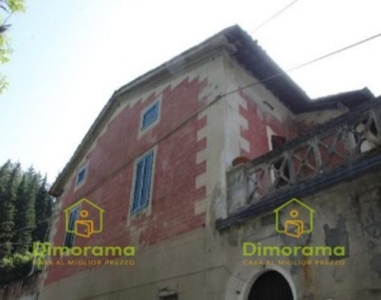 Appartamento in Via Dante Alighieri n. 6, Rocca San Casciano, 5 locali