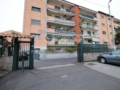 Appartamento in VIA GIUSEPPE ANTONIO BORGESE, Catania, 5 locali