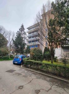 Appartamento in Via Pomposa, Ferrara, 5 locali, 2 bagni, 170 m²