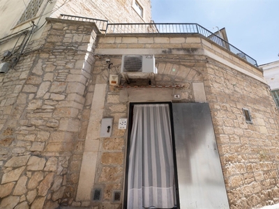 Bilocale in Via Gisondi 2, Palo del Colle, 1 bagno, 50 m², terrazzo