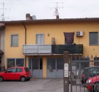 Bilocale in Via XXIV Maggio, Lonato del Garda, 1 bagno, 44 m²