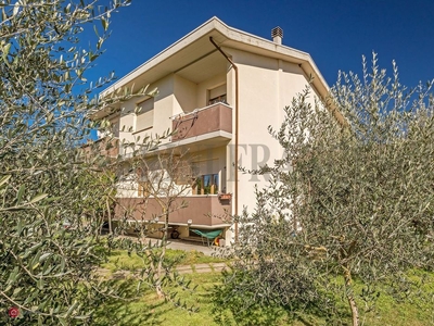 Casa Bi/Trifamiliare in Vendita in a Arezzo