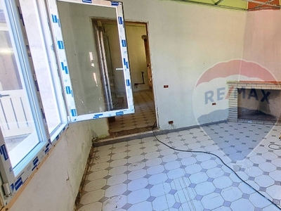 Casa indipendente a Decimomannu, 4 locali, 2 bagni, giardino privato