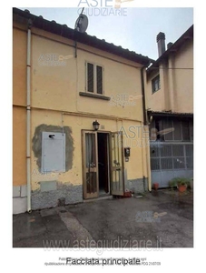 Casa indipendente in Via borgo d casale, Prato, 4 locali, 2 bagni
