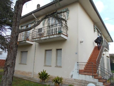 Casa indipendente in VIA CAMPANELLA, Portomaggiore, 9 locali, 1 bagno