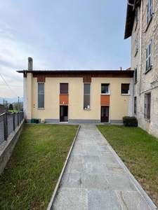 Casa indipendente in Via Rocco Lurago 8, Alta Valle Intelvi, 4 locali