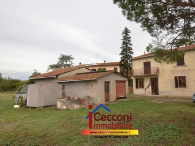 Casa singola a Cerreto Guidi, 8 locali, 1 bagno, giardino privato