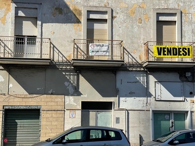 Palazzo in Vendita in Via ancona via venezia a Taranto