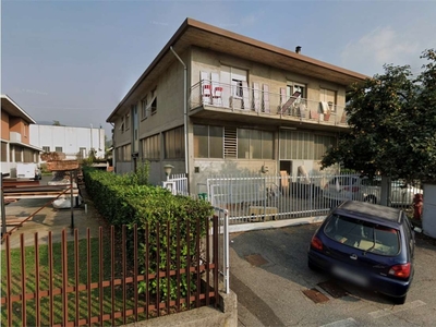 Palazzo in Via Madonna del Pianto 7, Albino, 7 locali, 4 bagni, garage