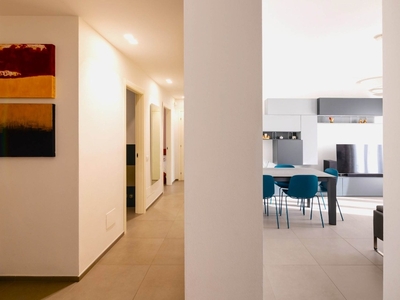 Quadrilocale a Bergamo, 2 bagni, 116 m², 1° piano, ascensore
