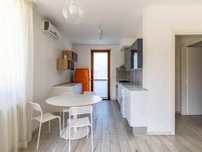 Quadrilocale a Empoli, 2 bagni, arredato, 50 m², 1° piano in vendita