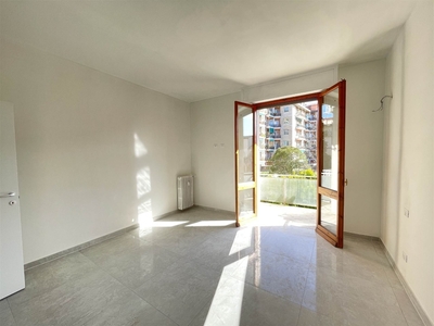 Quadrilocale a Firenze, 1 bagno, 110 m², 1° piano, ascensore