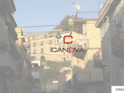 Quadrilocale in Via dei Mille, Castelli Calepio, 79 m² in vendita