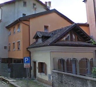 Quadrilocale in Via Santa Croce, Belluno, 2 bagni, 90 m² in vendita