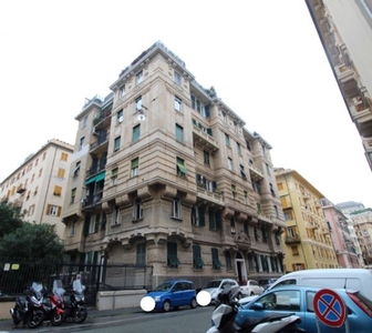 Quadrilocale in Via Teodosia 1, Genova, 1 bagno, 58 m², 3° piano