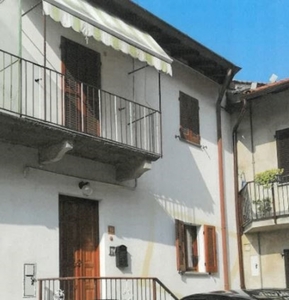 Quadrilocale in Vicolo Montalbano, Cantù, 2 bagni, 137 m² in vendita