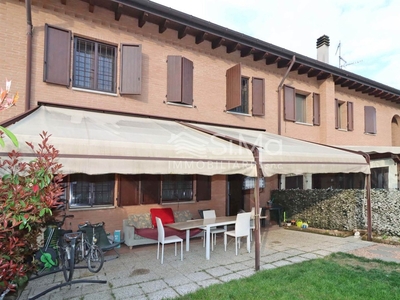 Villa a schiera a Castello d'Argile, 5 locali, 2 bagni, 104 m²