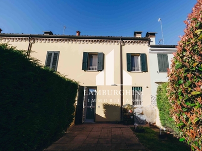 Villa a schiera in Via Alceste Ricciarelli, Ferrara, 6 locali, 2 bagni