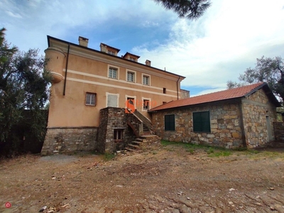 Villa in Vendita in Strada Comunale Pacialla 10 a Imperia