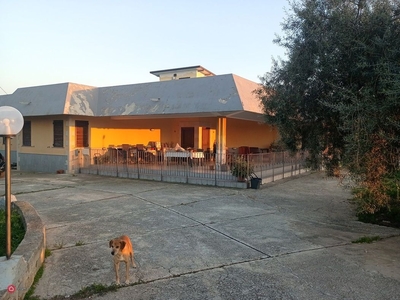 Villa in Vendita in Traversa San Filippo Neri a Siracusa