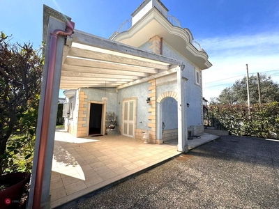 Villa in Vendita in Via San Domenico a Taranto