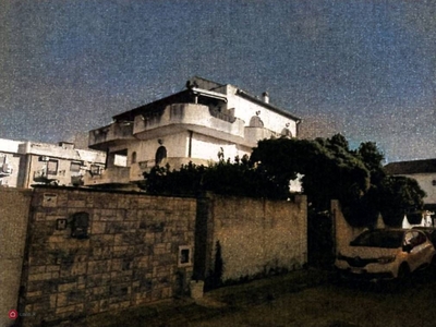 Villa in Vendita in Via Scuole 15 a Messina