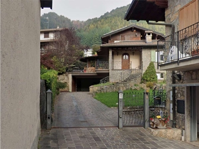 Villa in Via San Rocco 3, Castione della Presolana, 4 locali, 3 bagni