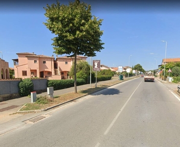 Villa singola in Via Caduti sul Lavoro, Follonica, 6 locali, 2 bagni