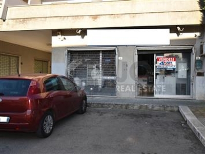 Locale commerciale - Oltre 3 vetrine a Centro città, Lecce