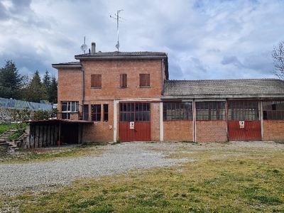 magazzino-laboratorio in vendita a Gaggio Montano