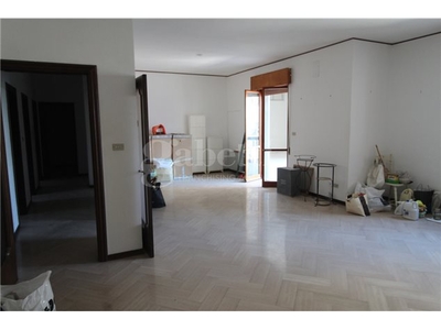 Appartamento in Via Pisa , Trani (BT)